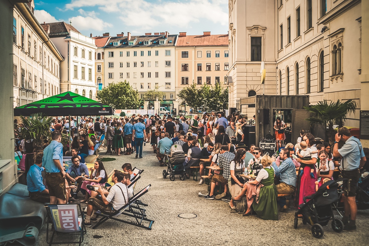 Aperitivo Tuesday im Viertel 4