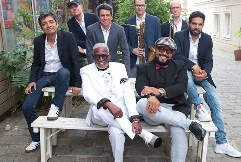 Live Konzert: Chill Hill | KUARE Salsa Band feat. Luisòn de Armas & Elvin Vivencias