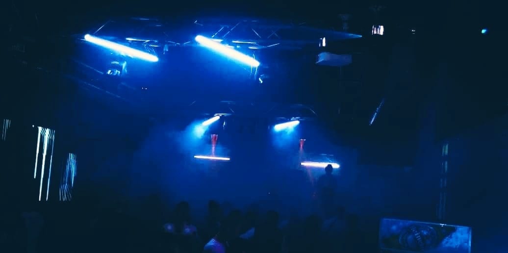 Ivory Nexor Parker LIVE