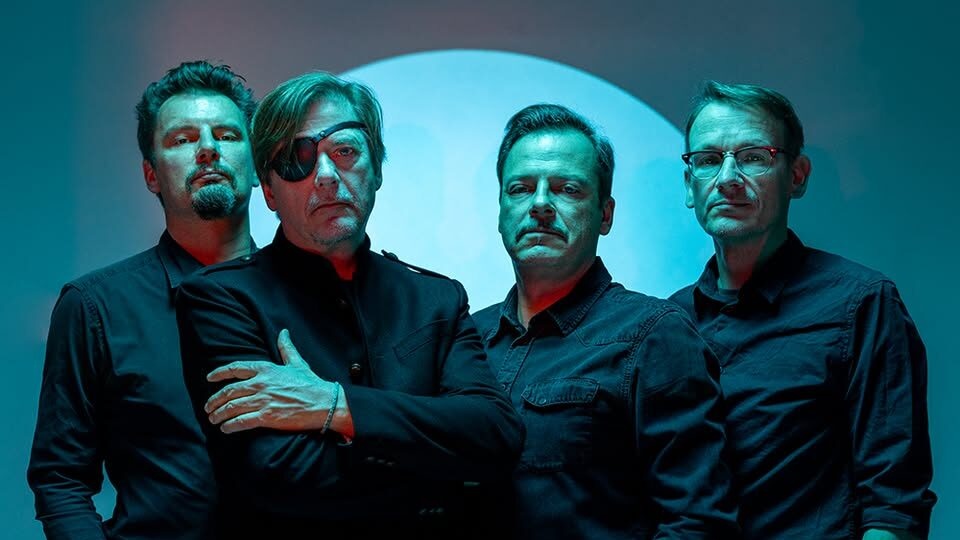 LIve Konzert: LOVE GOD CHAOS