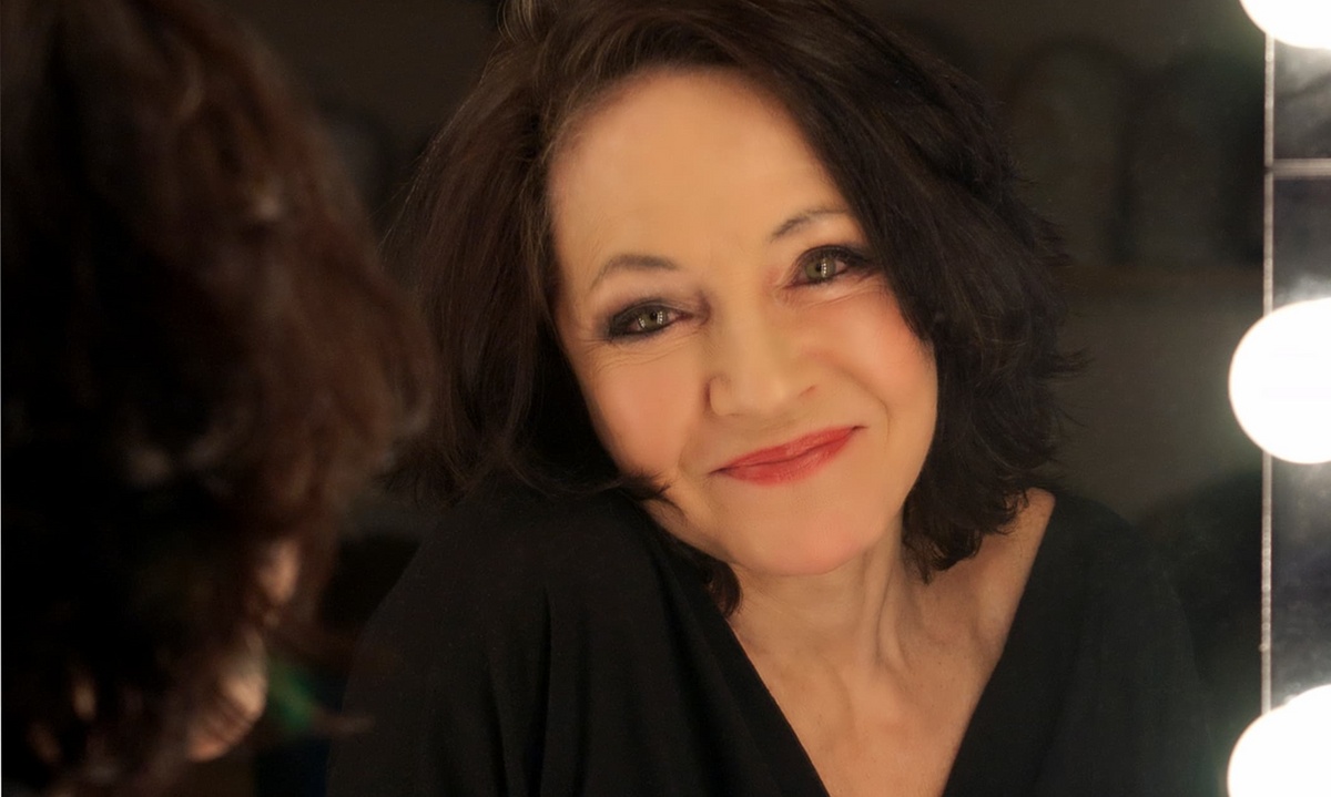 Maria Bill singt Edith Piaf